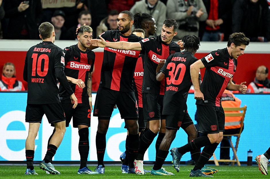 Bayer Leverkusen 4 (1)