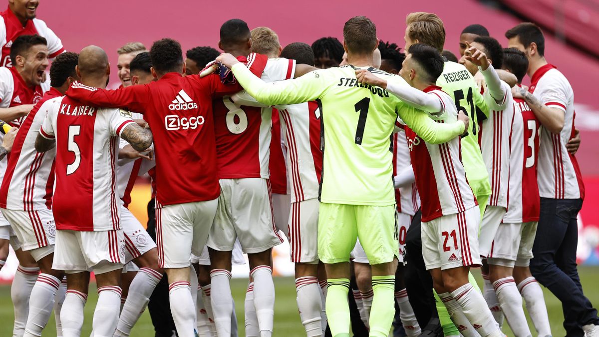 Ajax Amsterdam 5