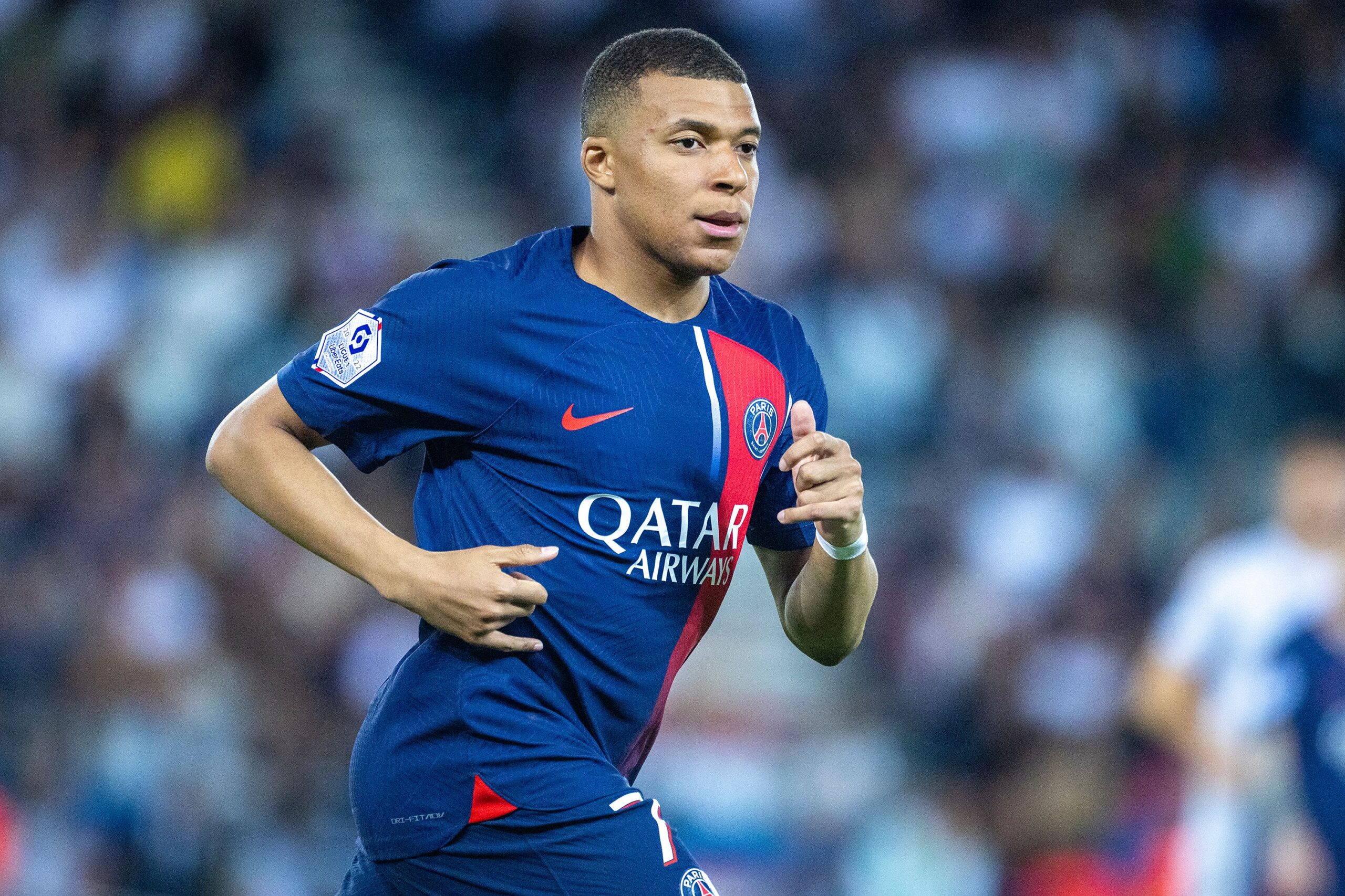 Mbappe bị gạch tên 1