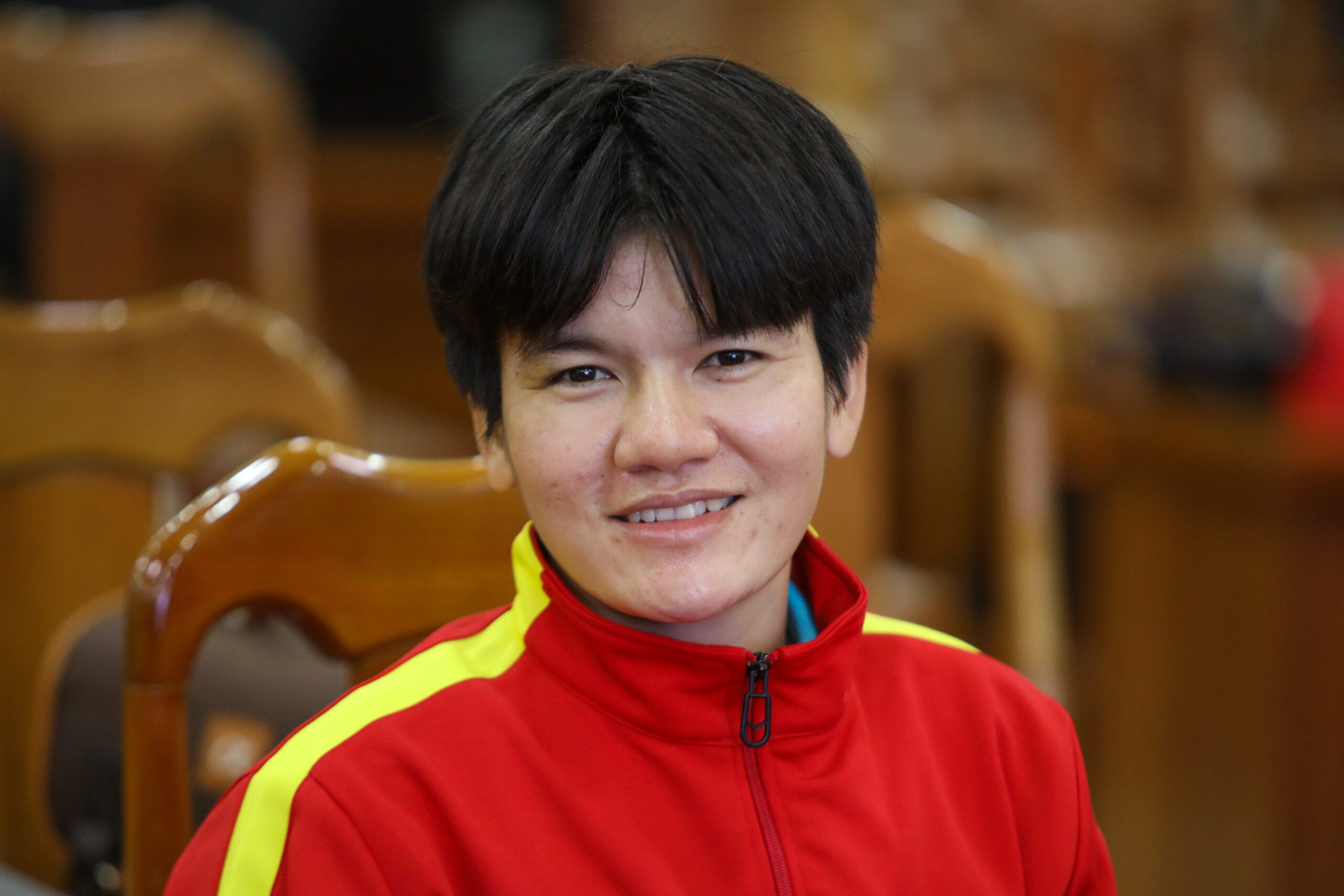 Nữ trung vệ tuyển Việt Nam 1