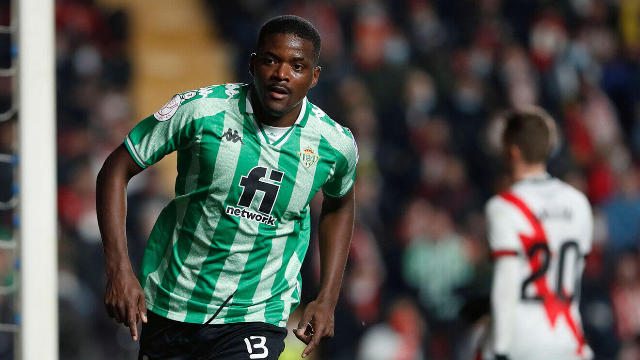 William Carvalho 4