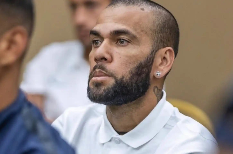 Dani-Alves 4