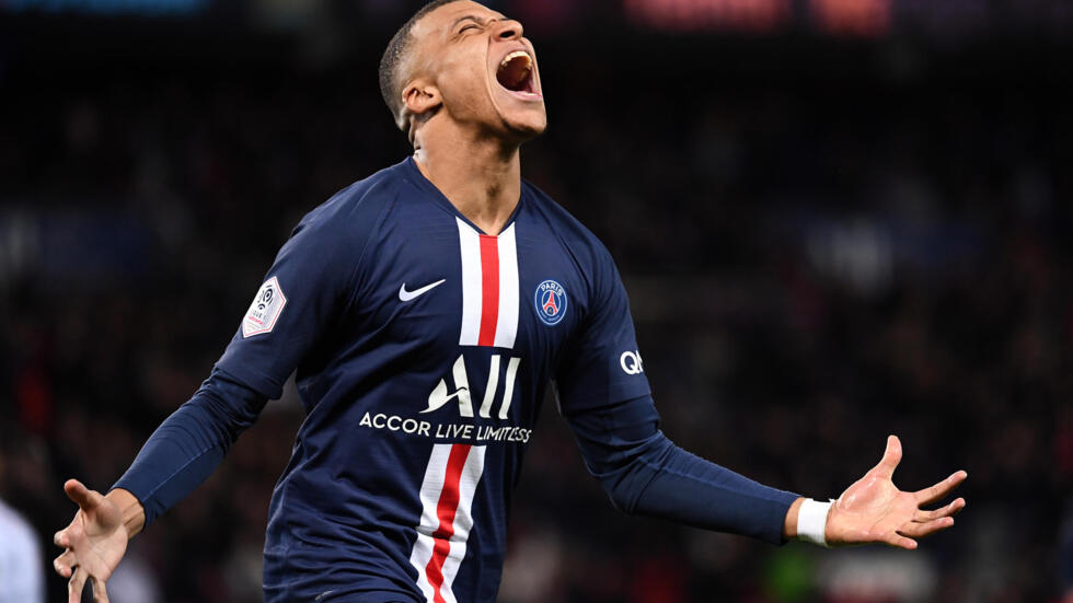 Món quà của Mbappe 4