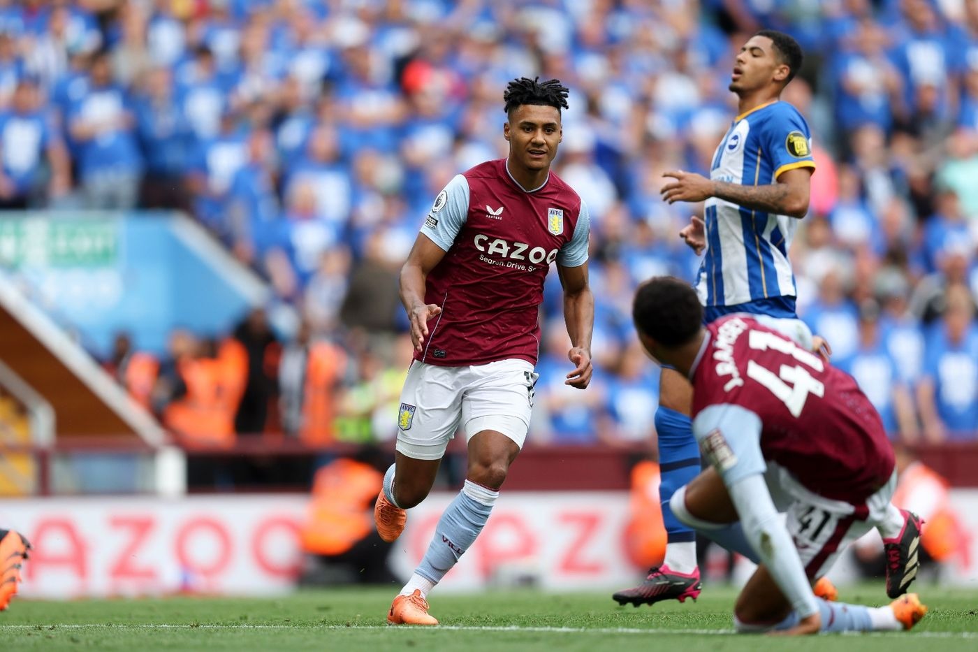 Aston Villa tái xuất 2