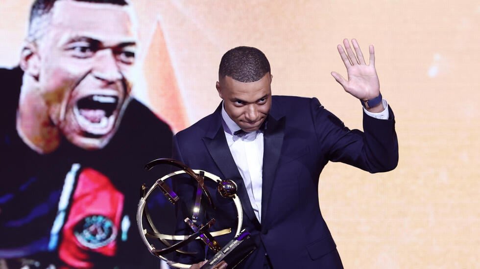 Mbappe thắng giải 1